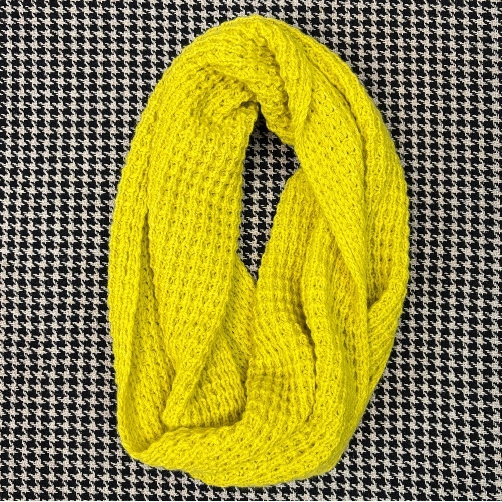 Scarf Bundle - Picture 9 of 11